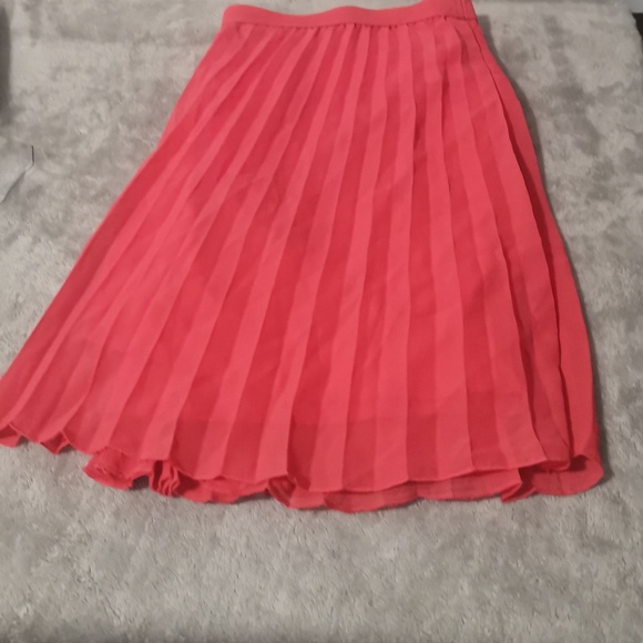 Bongo Elegant Pleated Skirt Size 1X #097 - Picture 4 of 6